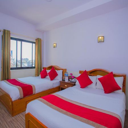 Oyo 255 White Zambala Hotel Kathmandu Buitenkant foto
