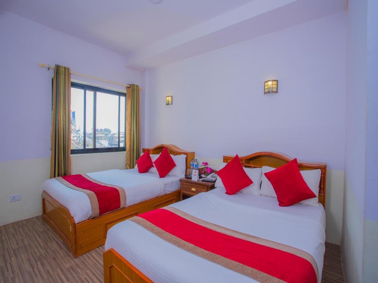 Oyo 255 White Zambala Hotel Kathmandu Buitenkant foto