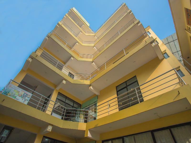 Oyo 255 White Zambala Hotel Kathmandu Buitenkant foto