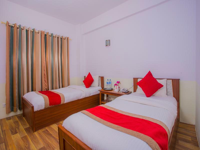 Oyo 255 White Zambala Hotel Kathmandu Buitenkant foto